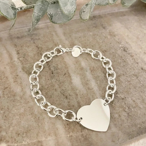 925 Sterling Silver Chunky Heart & Arrow Toggle Bracelet Chain Link Bracelet - Picture 1 of 5